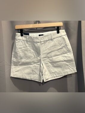 NWT J. Crew Gray Chino Mid-Rise Shorts    5” inseam | Women’s size 2